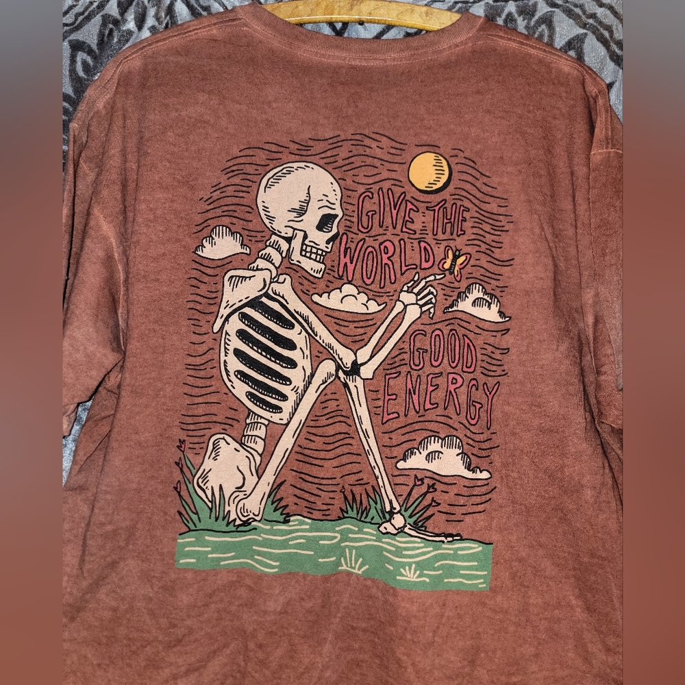 Rust Graphic Tee with Skeleton Design